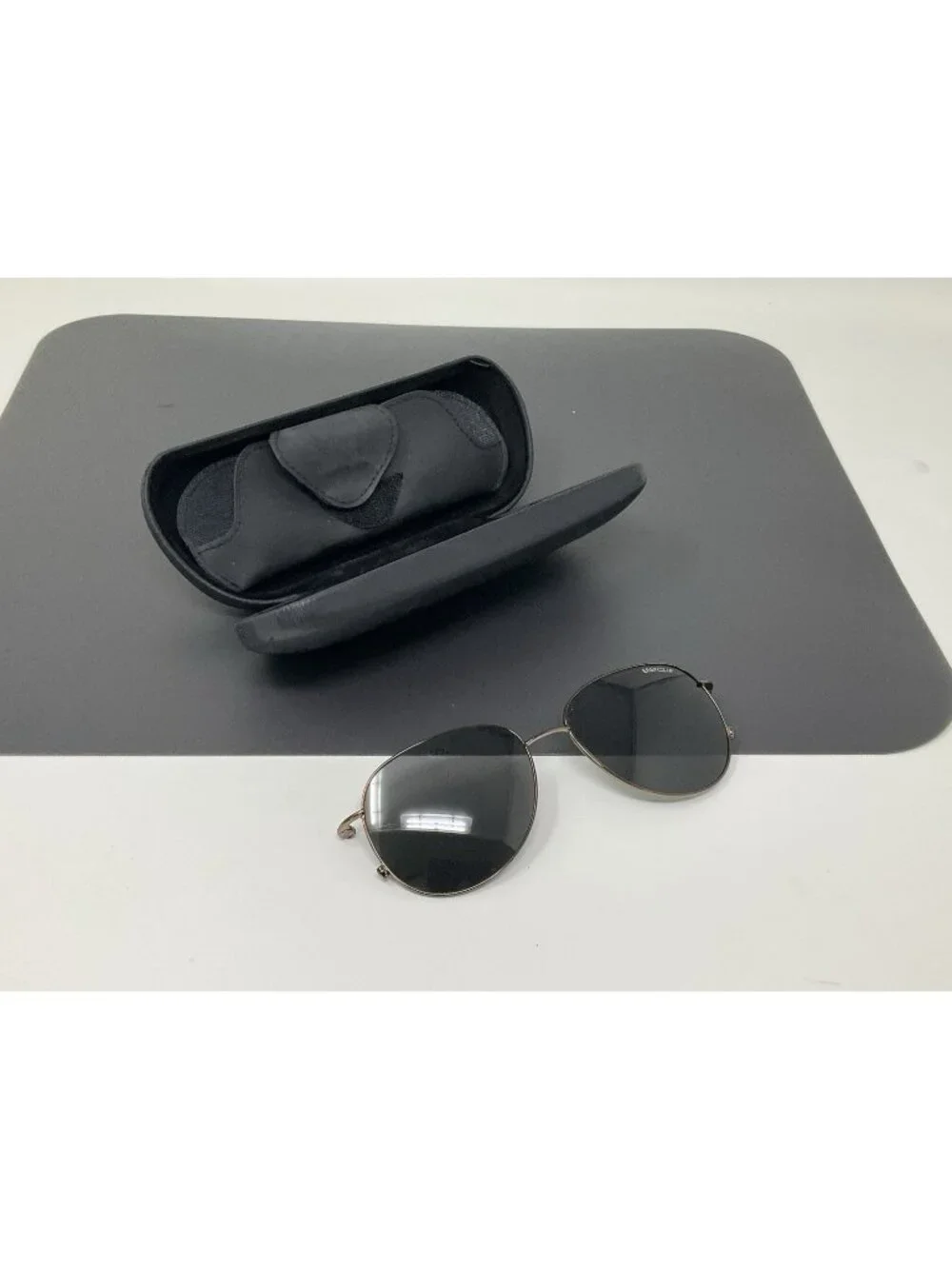 Easytwist  As 186 10 Brown Eyeglass  Polarized Clip On Only